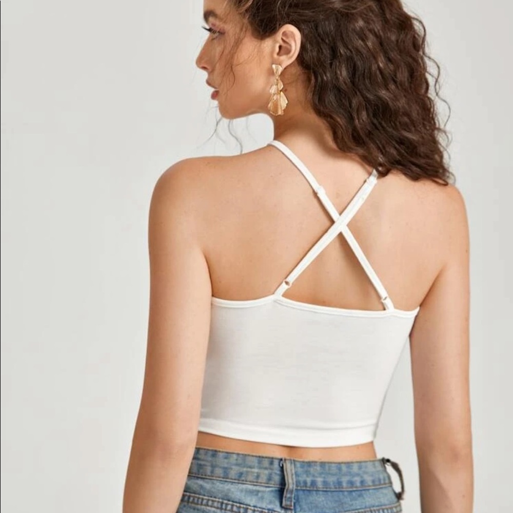 Halter top - Picture 2 of 3